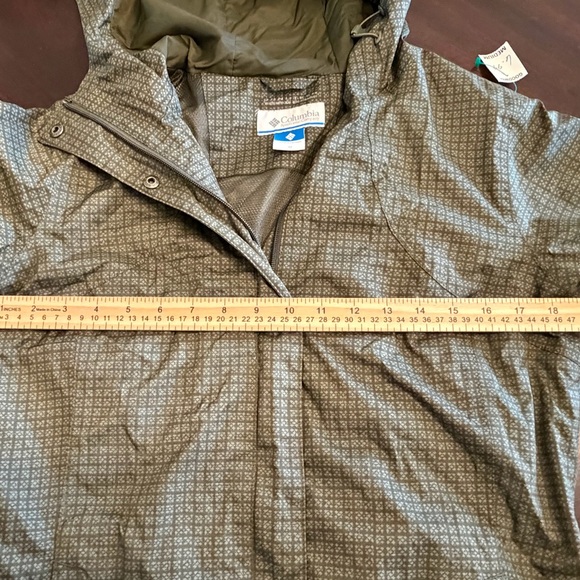 Columbia Women's Olive Checkered Utility Jacket - Picture 7 of 7